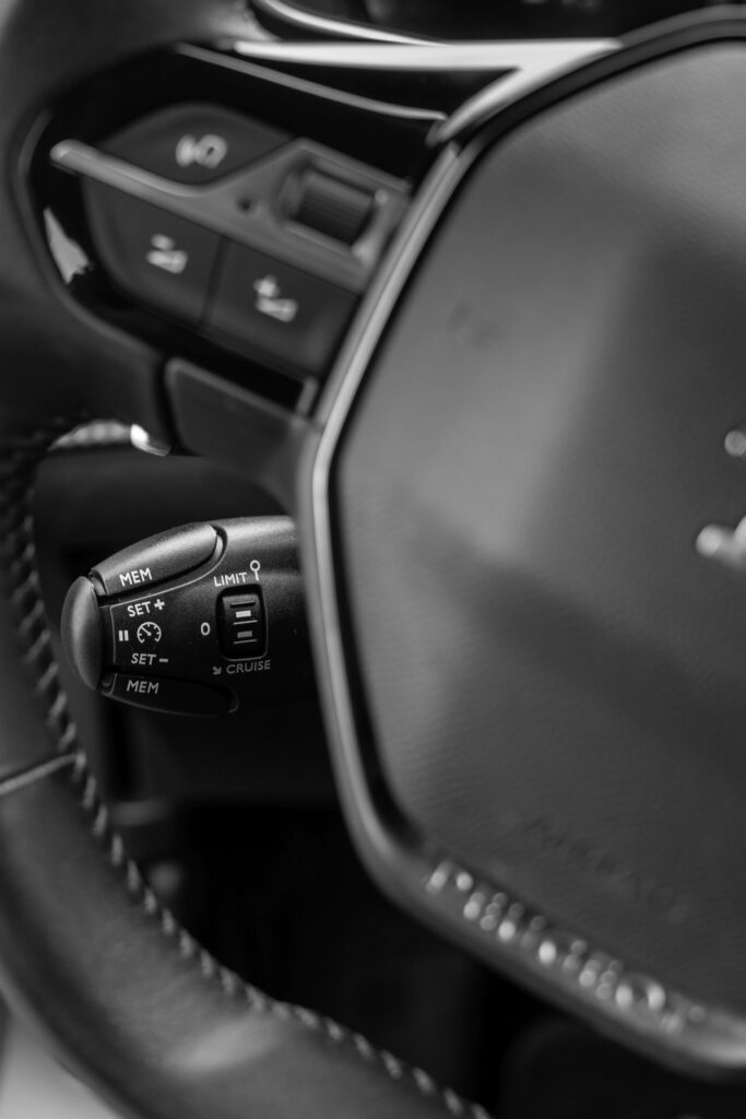 [PRODAN] PEUGEOT 2008 1.2 130 Allure Pack Automatic