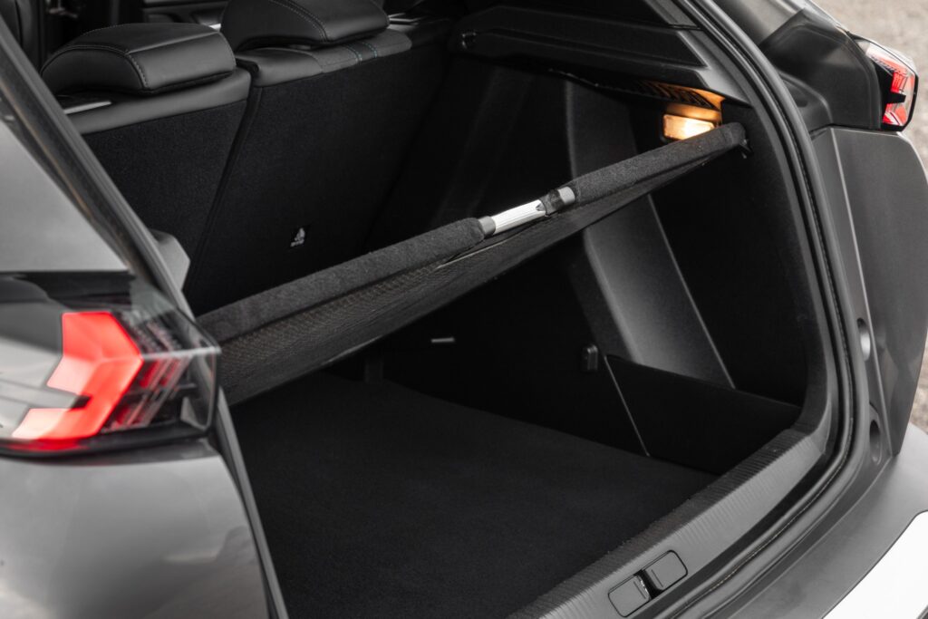 [PRODAN] PEUGEOT 2008 1.2 130 Allure Pack Automatic