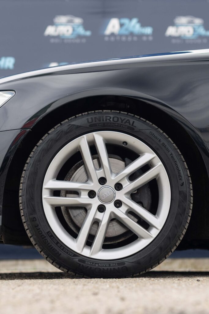 [REZERVIRAN] Audi A6 Avant 2.0 TDI S-Tronic S-Line