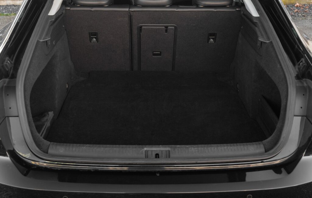 [REZERVIRAN] VW Arteon 2.0 TDI DSG 4Motion R-Line