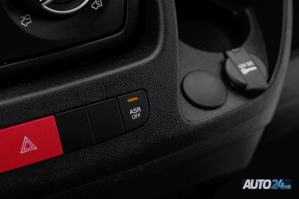 [REZERVIRAN] Citroen Jumper Furgon 35+ L4H2 140 NIVO