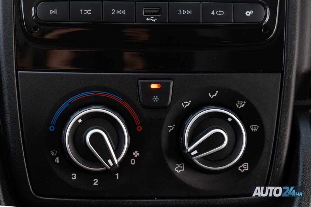 [REZERVIRAN] Citroen Jumper Furgon 35+ L4H2 140 NIVO