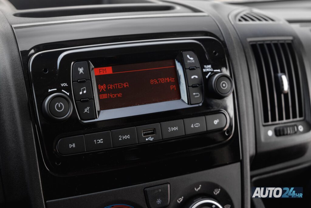 [REZERVIRAN] Citroen Jumper Furgon 35+ L4H2 140 NIVO